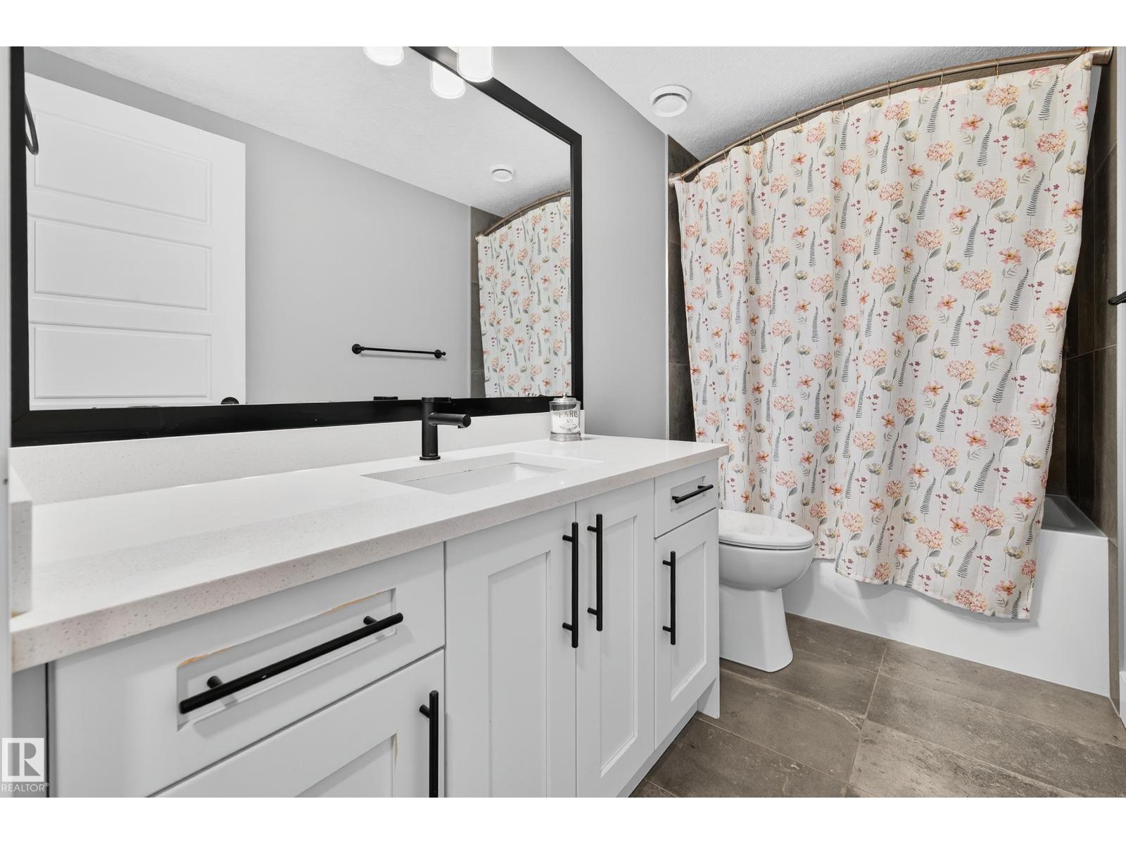 Photo 52 of 3912 Ginsburg Cr Nw, Edmonton AB