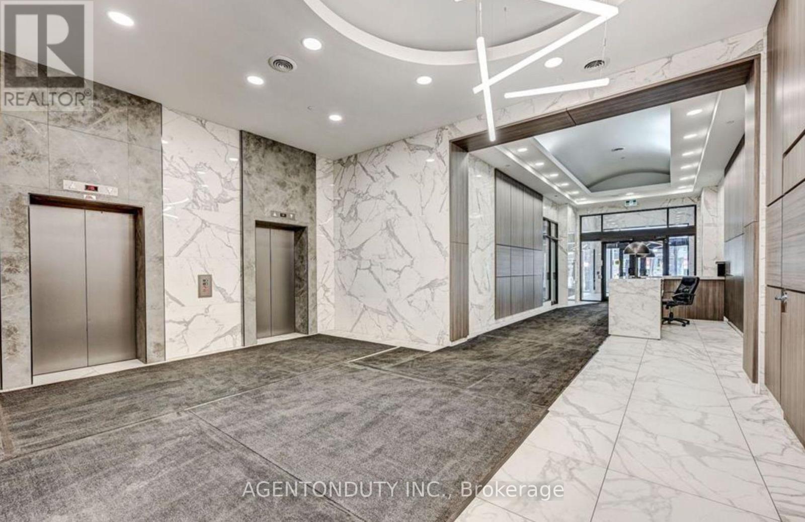 Photo 6 of 708 393 King Street W, Toronto ON