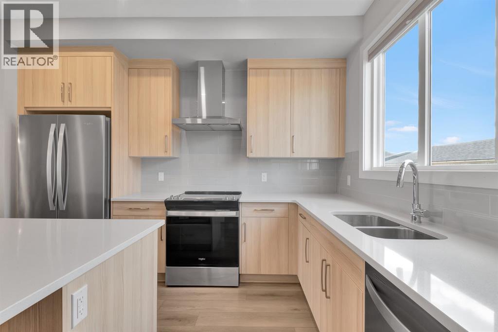 Photo 18 of 187 South Shore Court, Chestermere AB