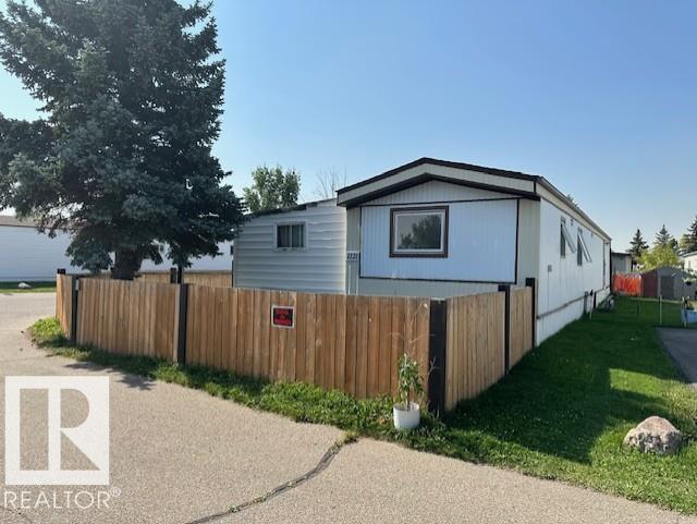 Photo 1 of 1121 Lakeland Vw, Sherwood Park AB