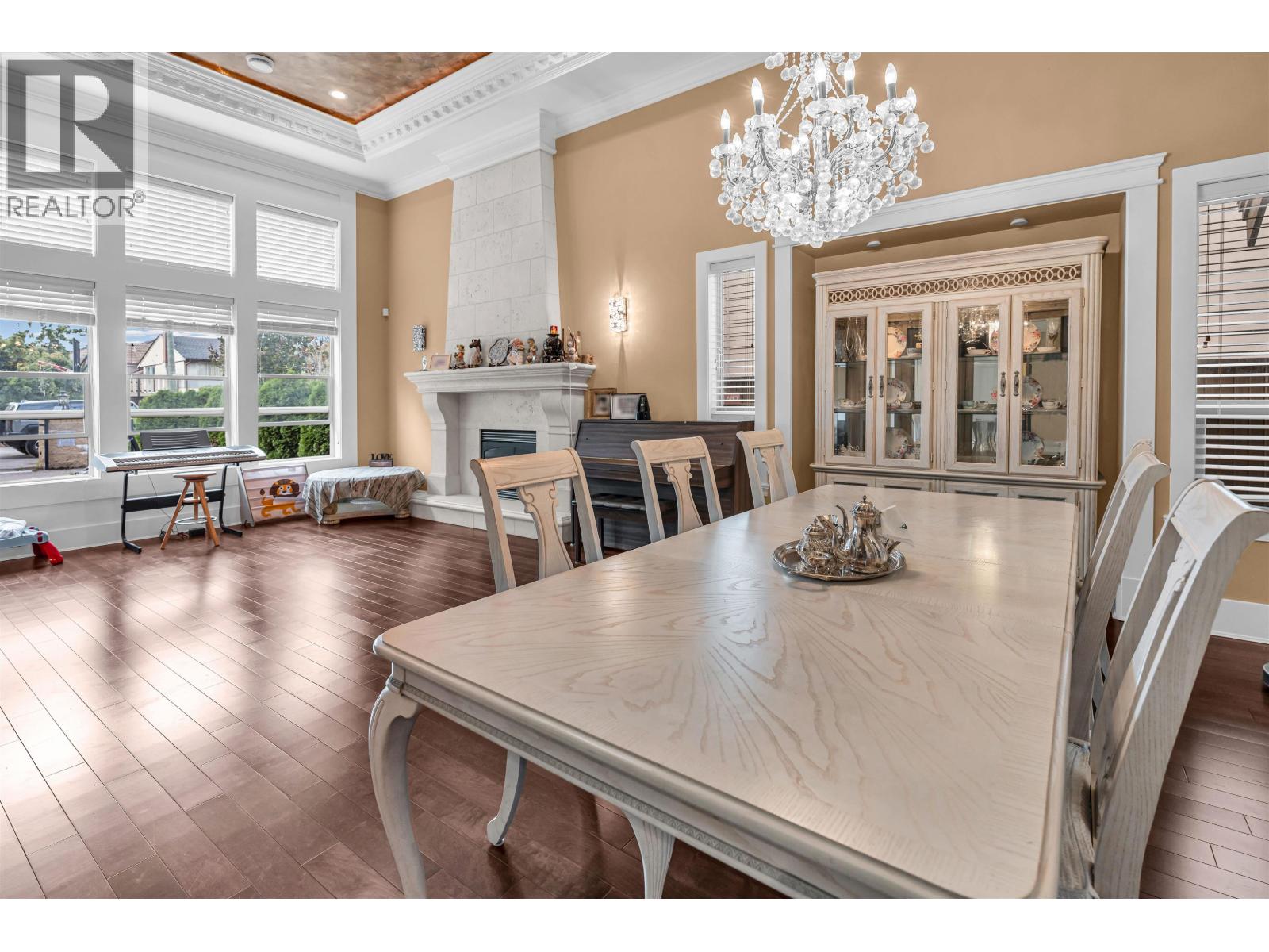 Photo 5 of 8120 Elsmore Road, Richmond BC