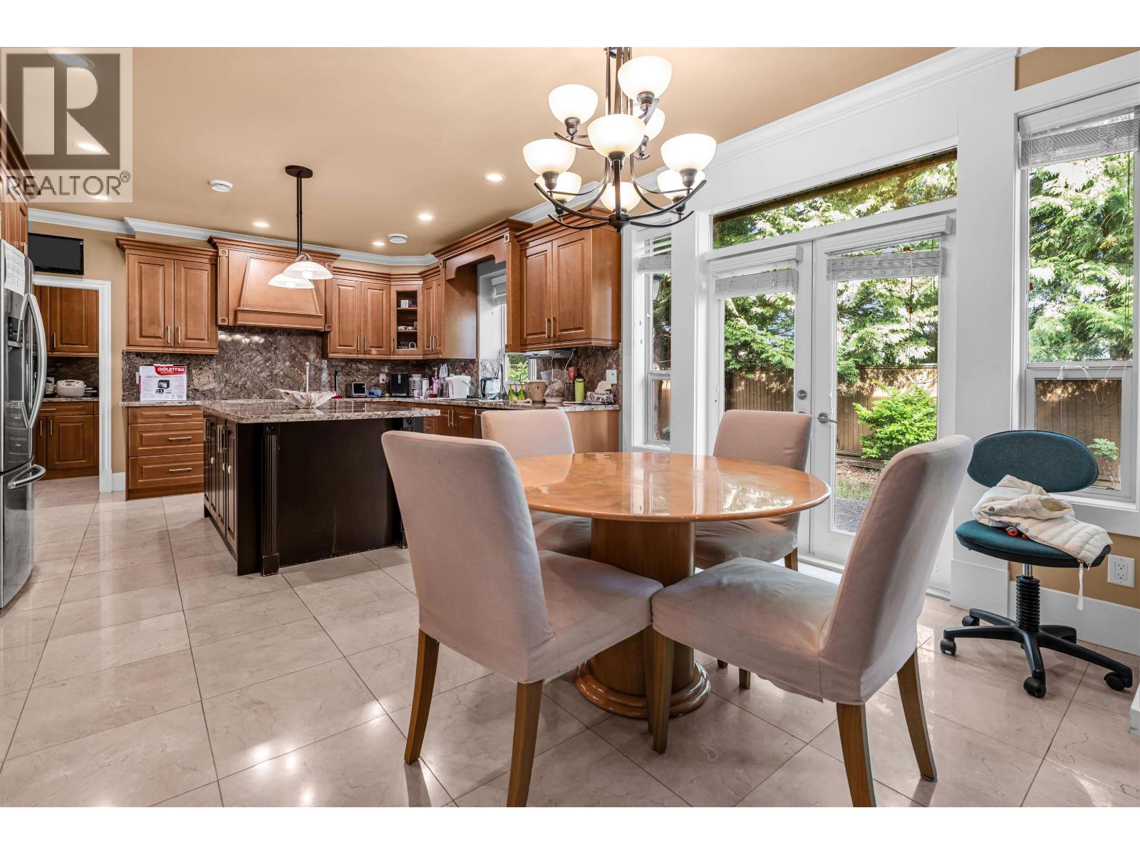 Photo 7 of 8120 Elsmore Road, Richmond BC