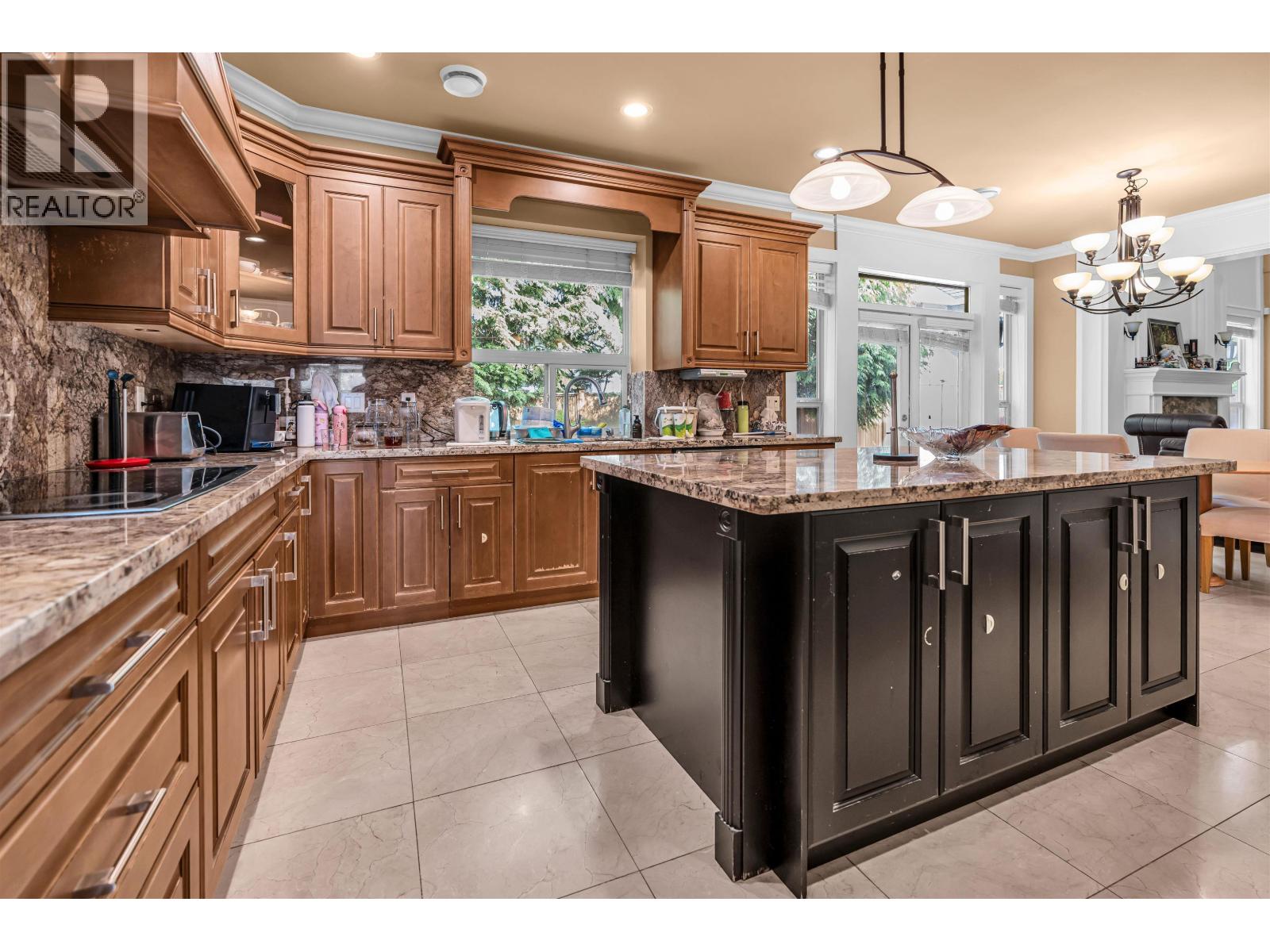 Photo 11 of 8120 Elsmore Road, Richmond BC
