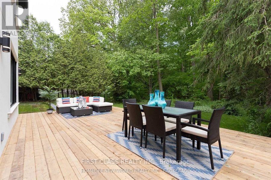 Photo 8 of 1684 Angela Crescent, Mississauga ON