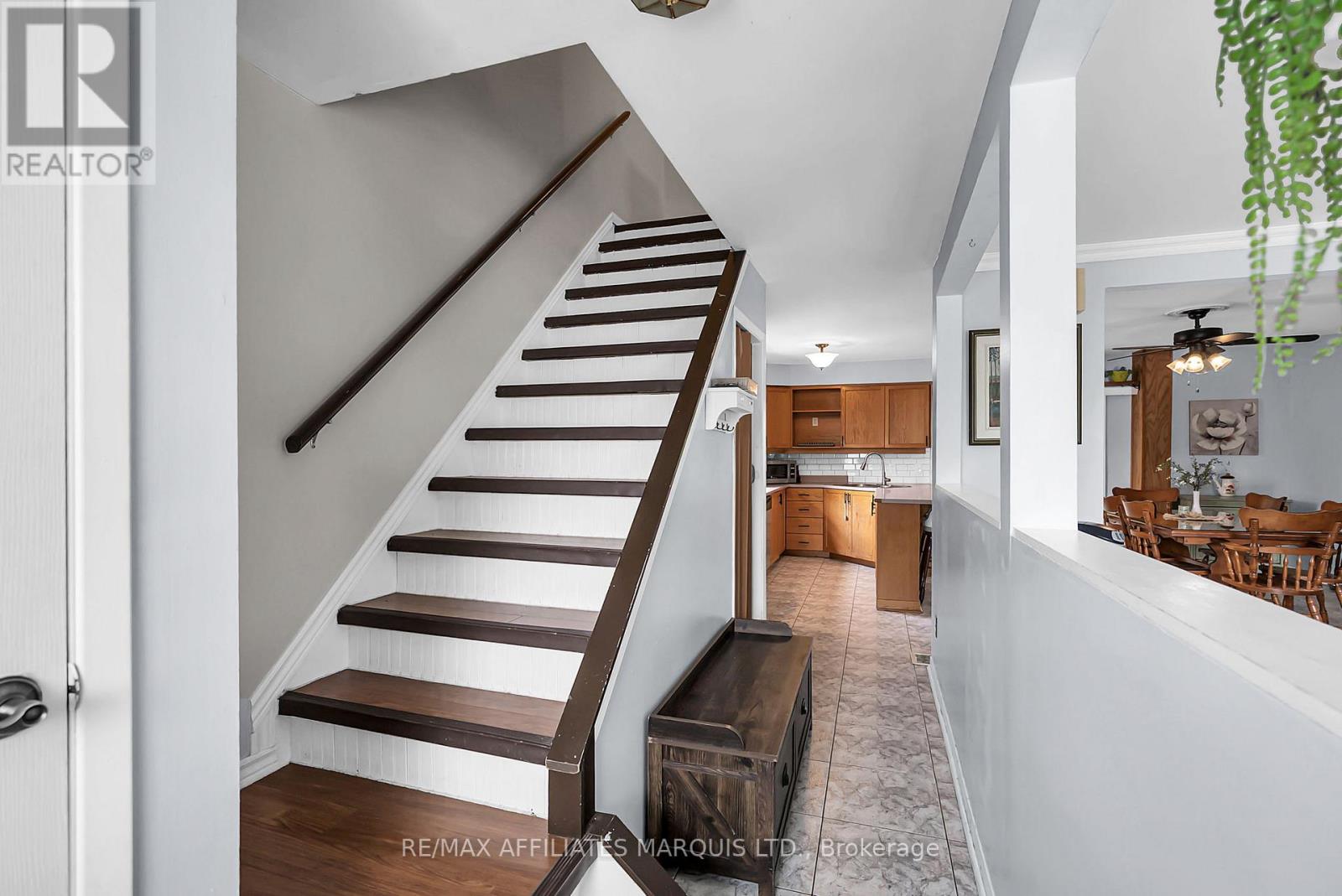 Photo 5 of 734 Marlborough Street, Cornwall ON