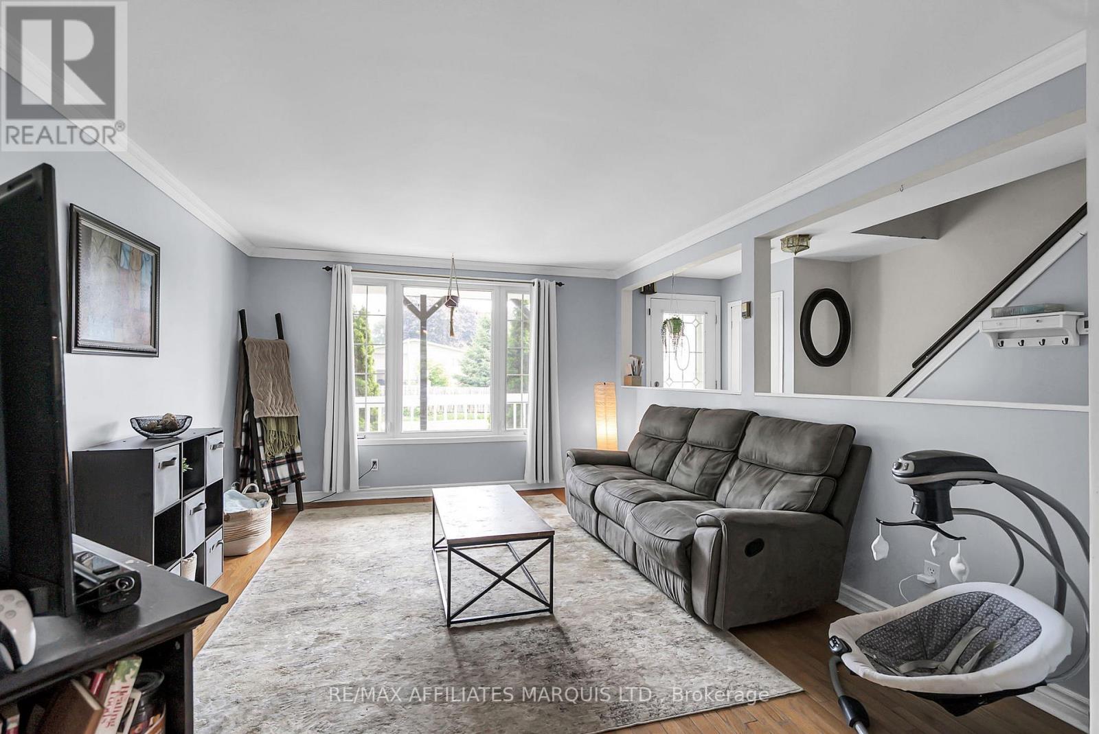 Photo 7 of 734 Marlborough Street, Cornwall ON
