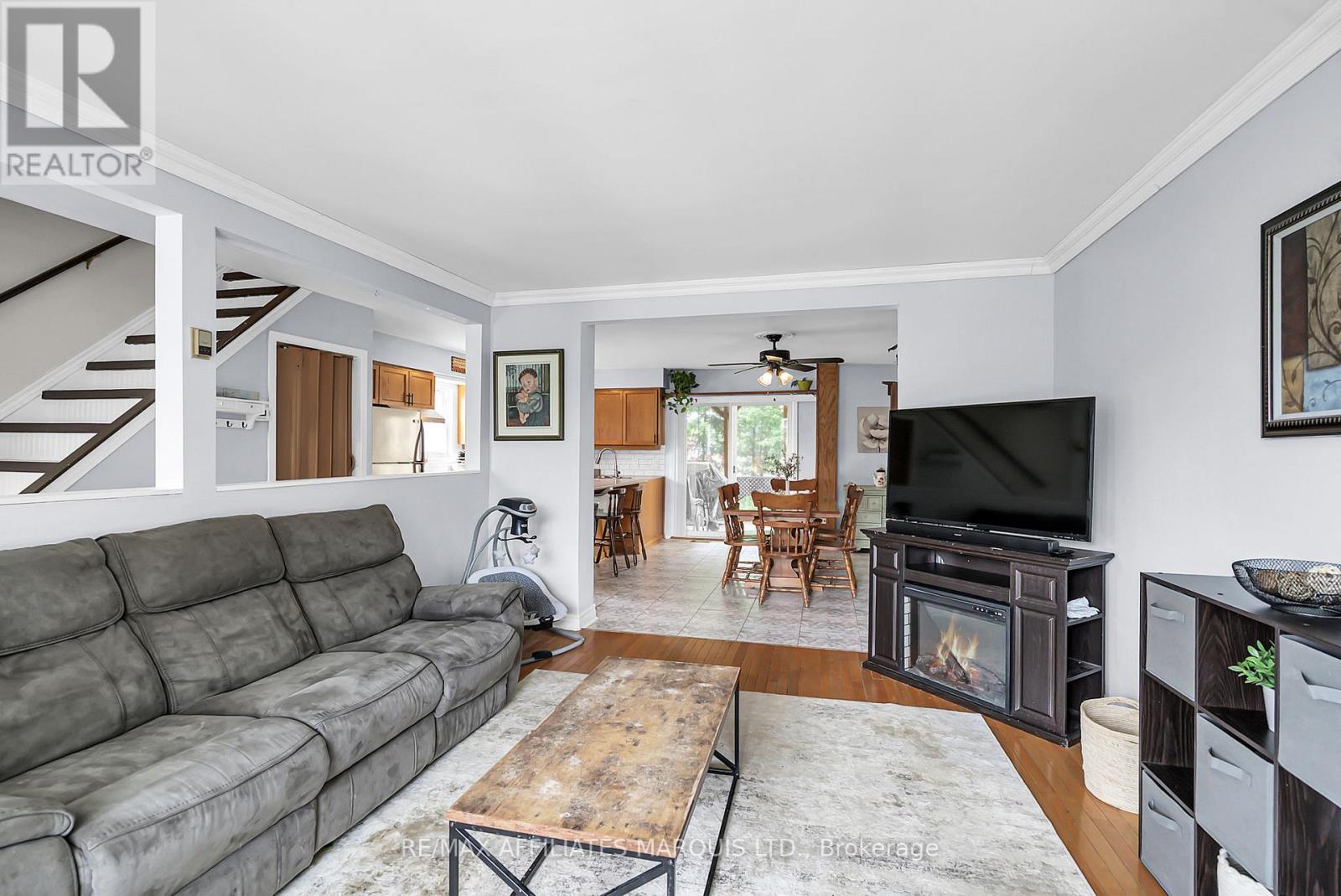 Photo 9 of 734 Marlborough Street, Cornwall ON