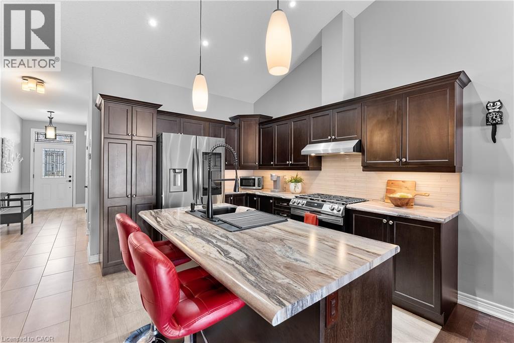 Photo 4 of 9440 Eagle Ridge Drive Unit 12, Niagara Falls ON