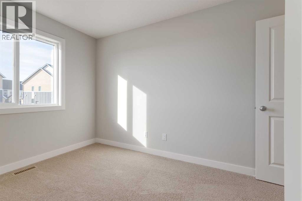 Photo 33 of 207 South Shore Court, Chestermere AB