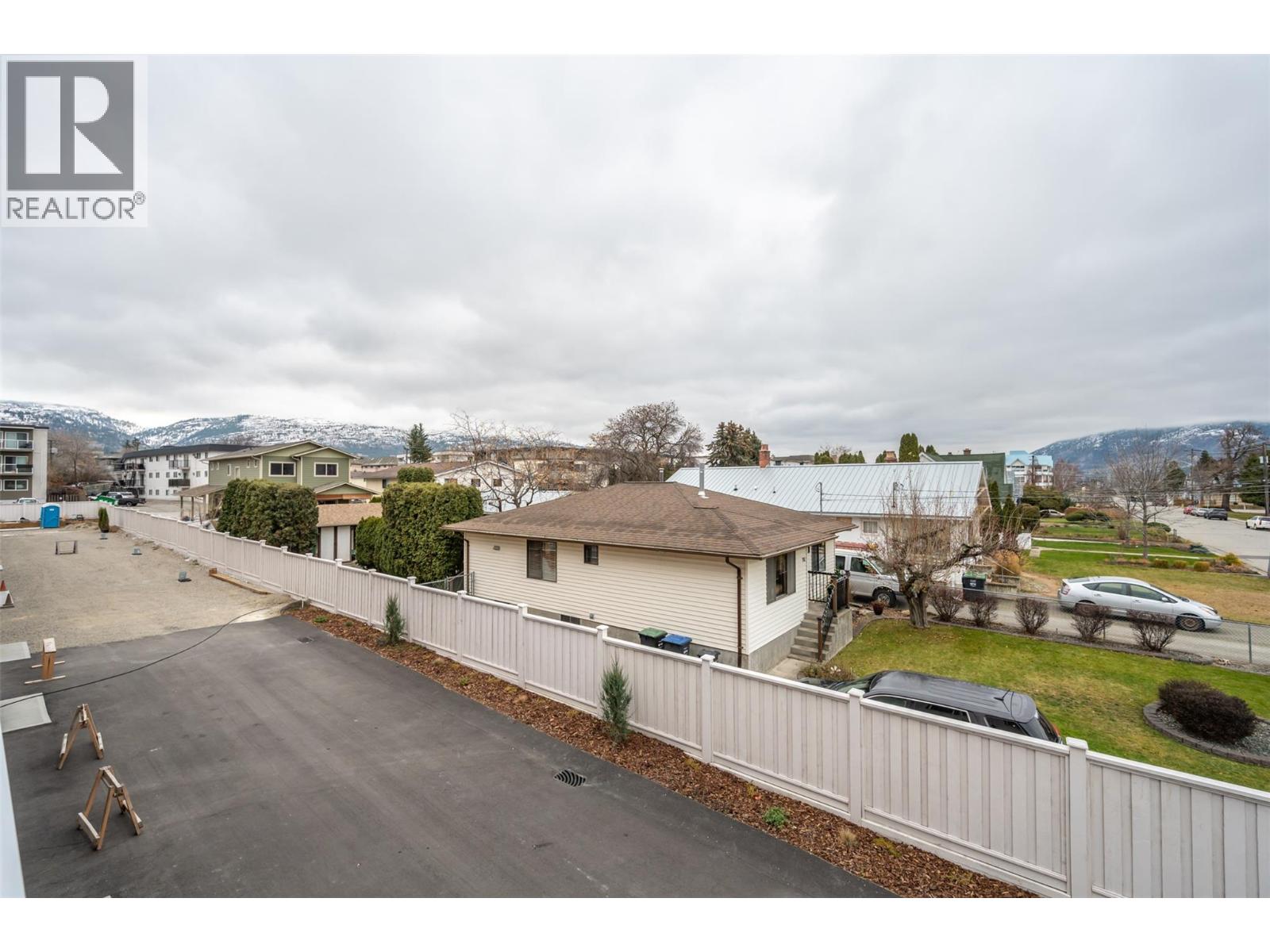 106 784 ARGYLE Street, Penticton