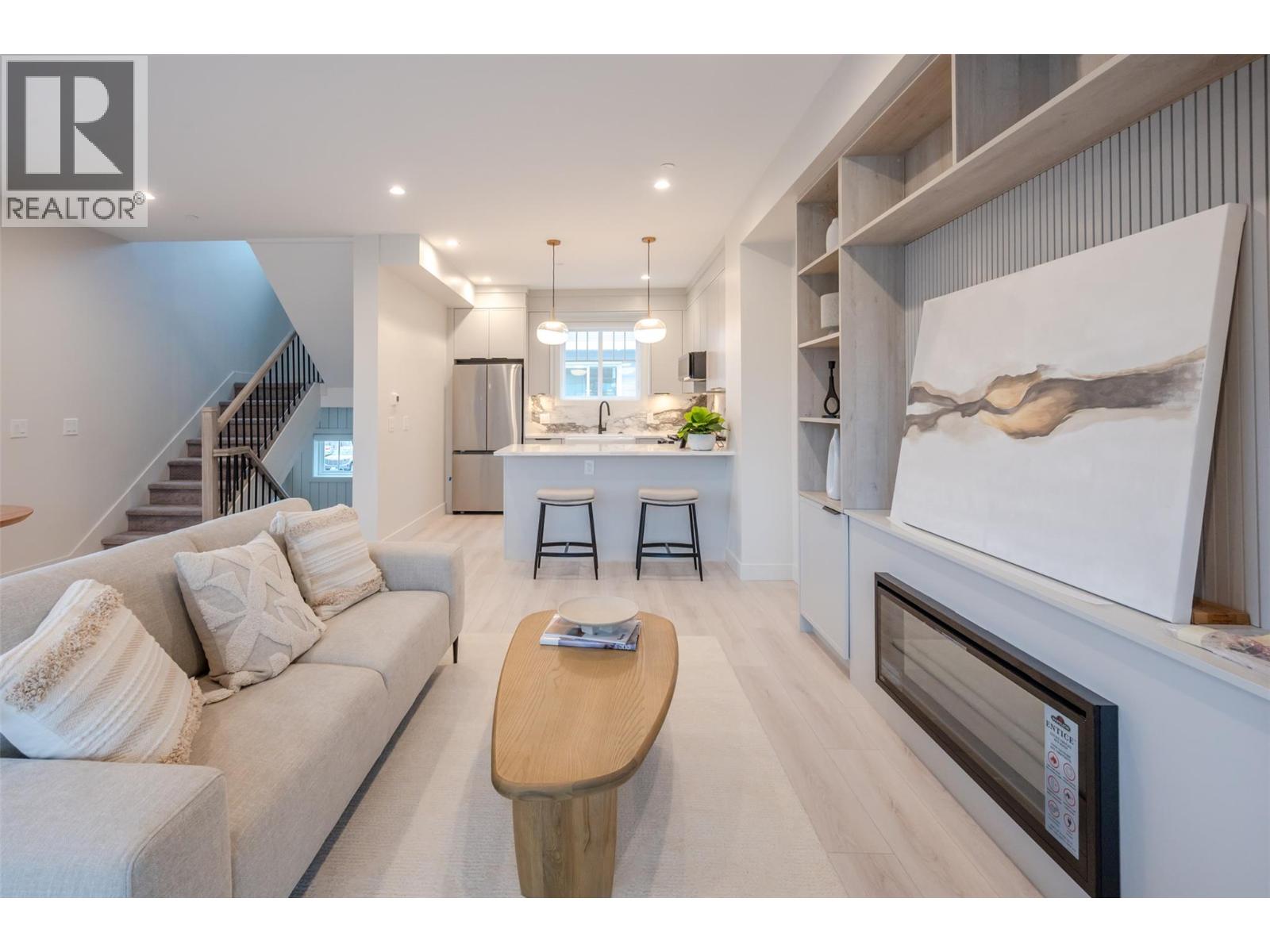106 784 ARGYLE Street, Penticton