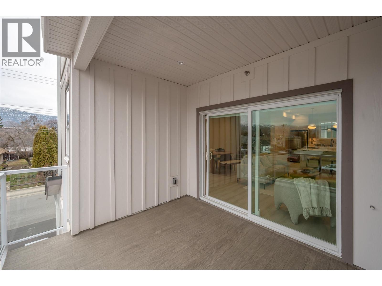 106 784 ARGYLE Street, Penticton