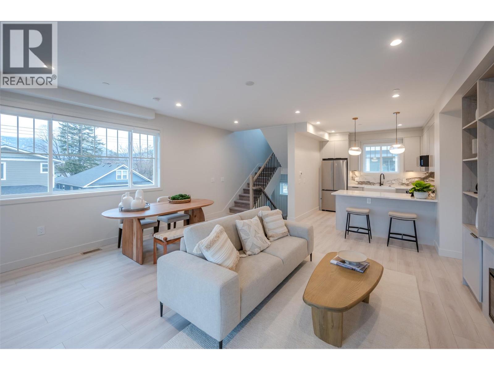 106 784 ARGYLE Street, Penticton