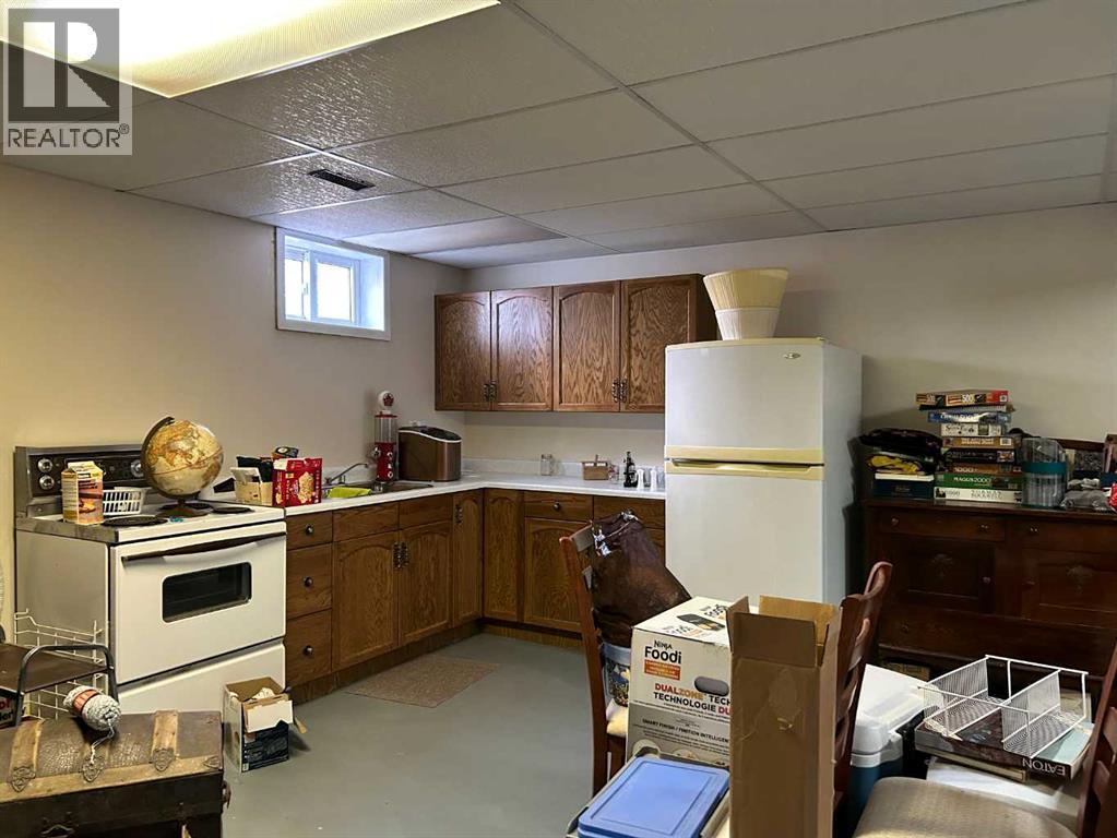 Photo 16 of 790 4 Avenue Se, Three Hills AB