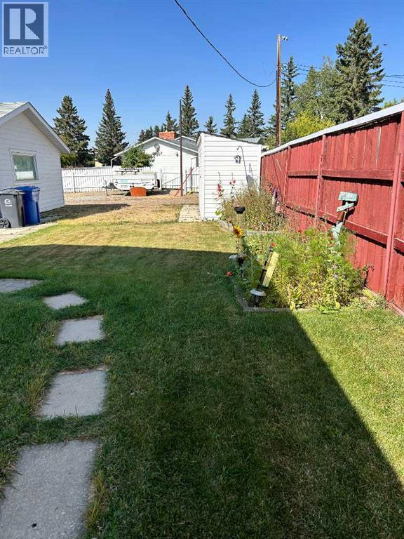 Photo 19 of 790 4 Avenue Se, Three Hills AB