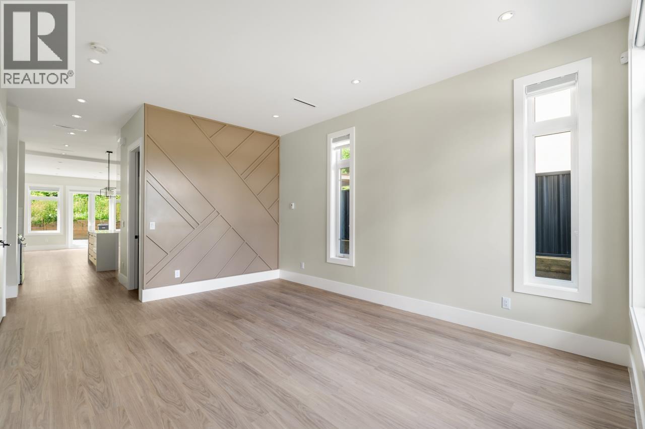 Photo 5 of 1 4096 Nithsdale Street, Burnaby BC