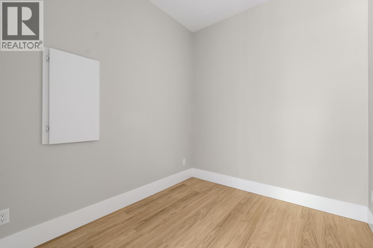 Photo 34 of 1 4096 Nithsdale Street, Burnaby BC