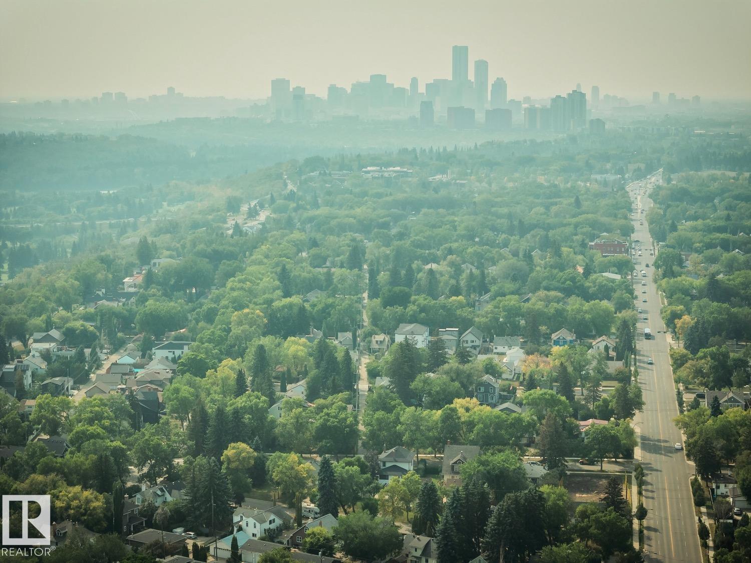 Photo 71 of 11119 60 St Nw Nw, Edmonton AB