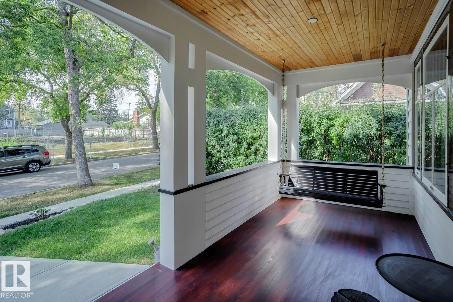 Photo 8 of 11119 60 St Nw Nw, Edmonton AB