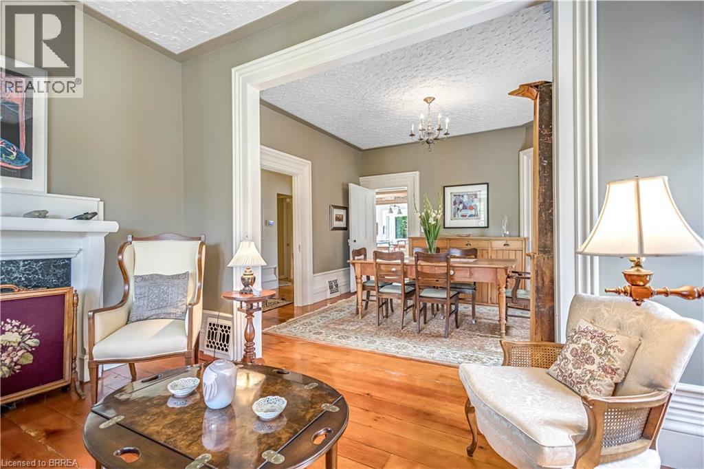Photo 12 of 182 River Road, Brantford ON