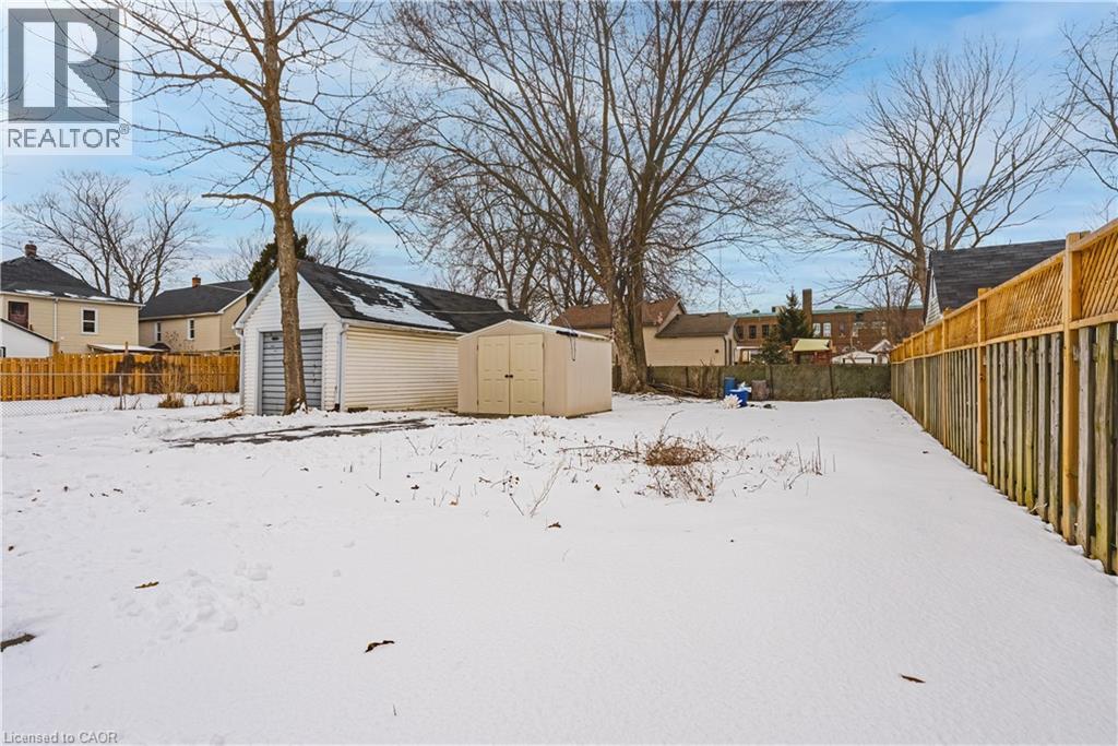 Photo 31 of 20 York Street, Welland ON