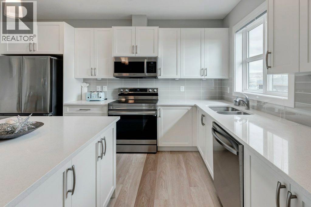 Photo 4 of 116 Precedence Way N, Cochrane AB