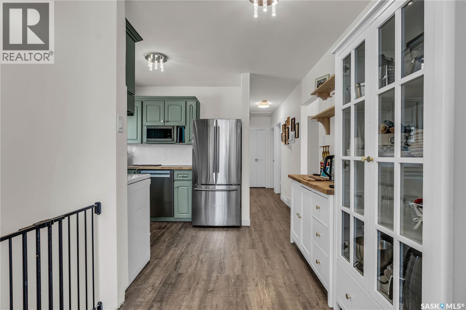 Photo 13 of 2708 Grant Road, Regina SK