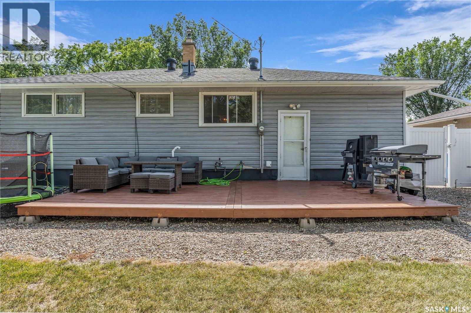 Photo 32 of 2708 Grant Road, Regina SK