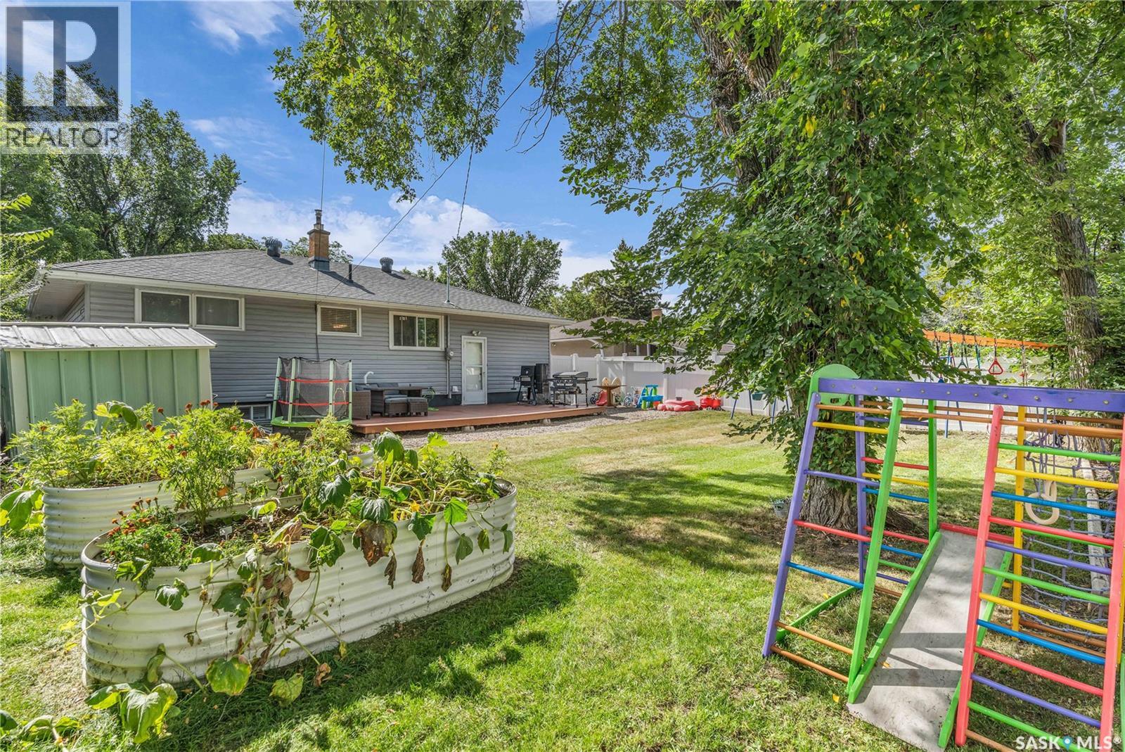Photo 35 of 2708 Grant Road, Regina SK