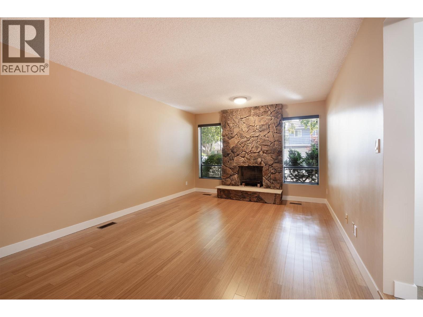 Photo 14 of 10117 Lawson Drive, Richmond BC