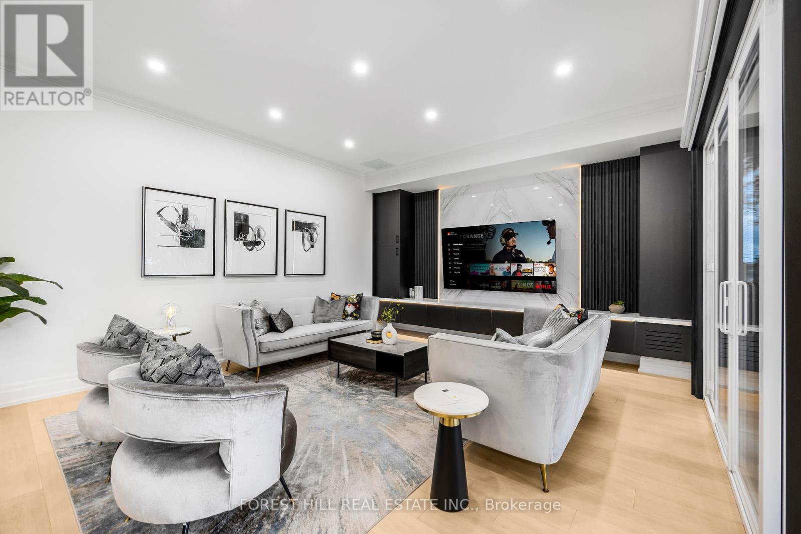 Photo 25 of 18 Ivorwood Crescent, Toronto ON