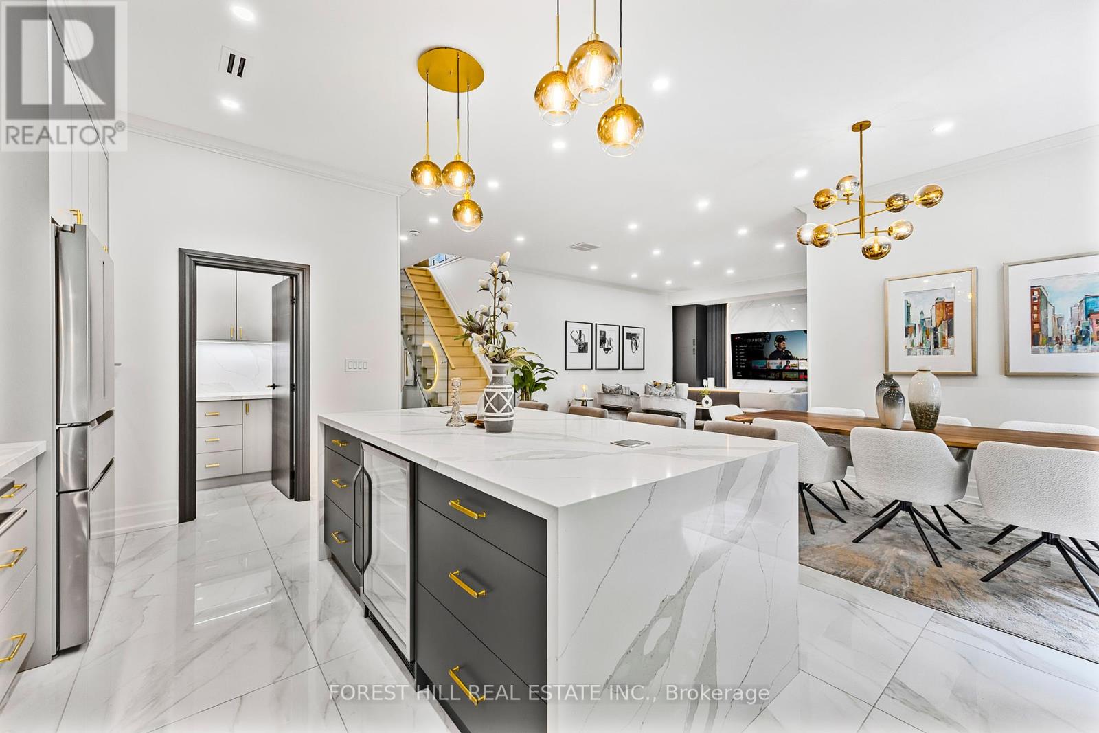 Photo 26 of 18 Ivorwood Crescent, Toronto ON