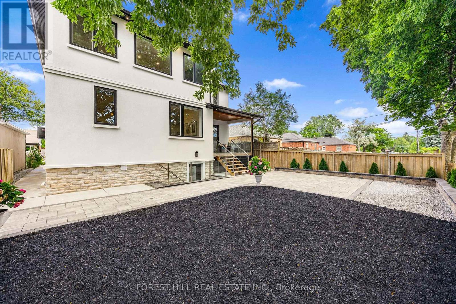 Photo 49 of 18 Ivorwood Crescent, Toronto ON