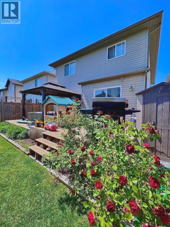 Photo 2 of 83 Cranwell Common Se, Calgary AB