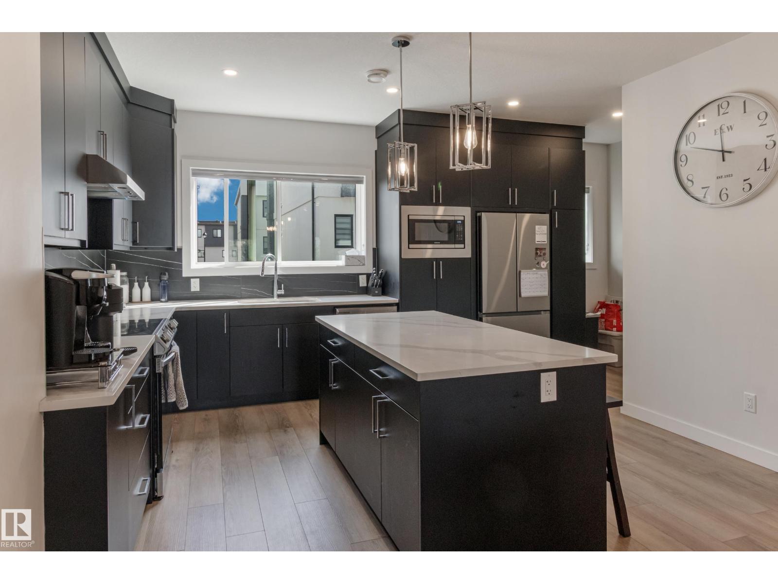 Photo 45 of 42 10 Salisbury Wy, Sherwood Park AB