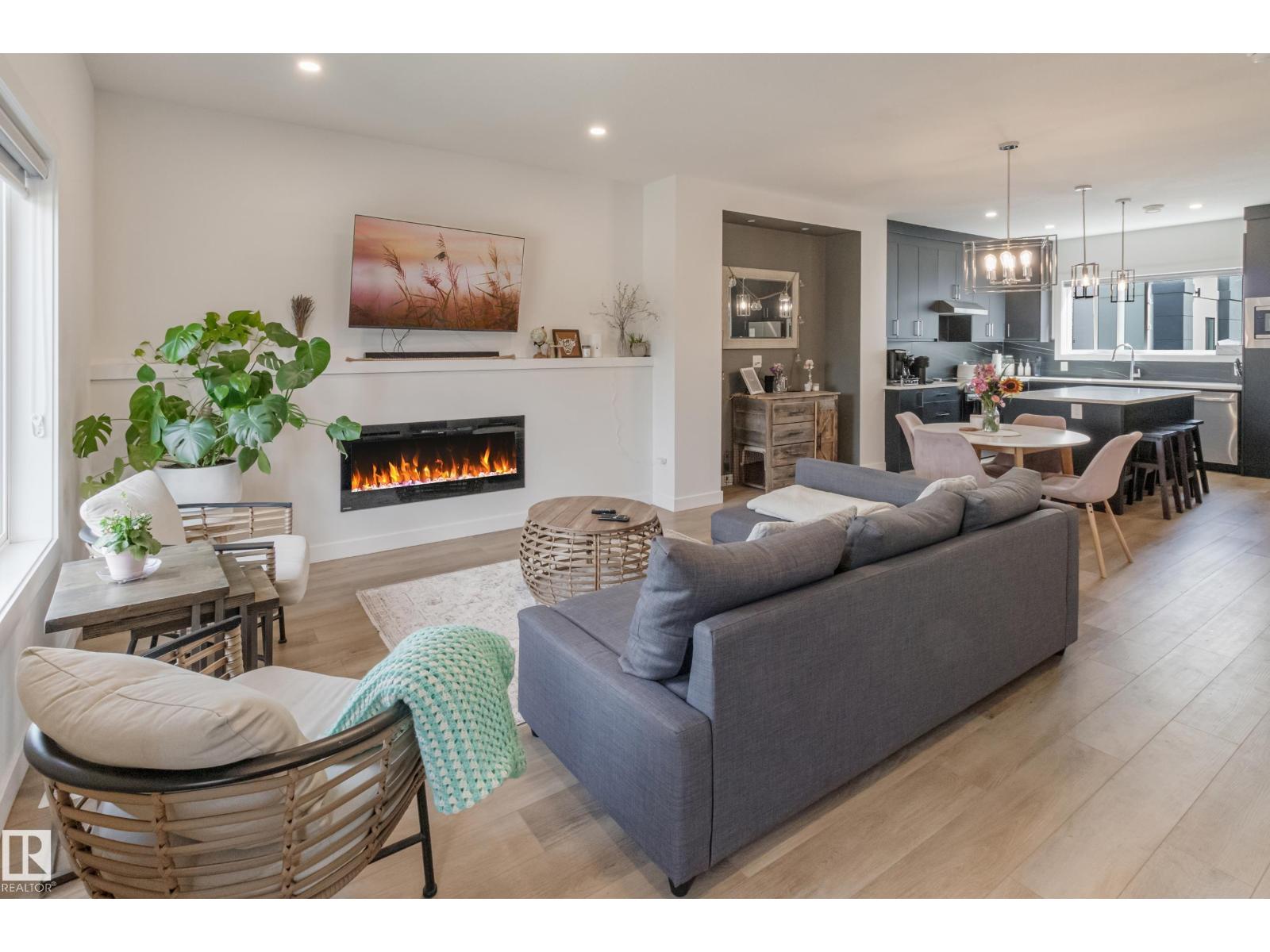 Photo 25 of 42 10 Salisbury Wy, Sherwood Park AB