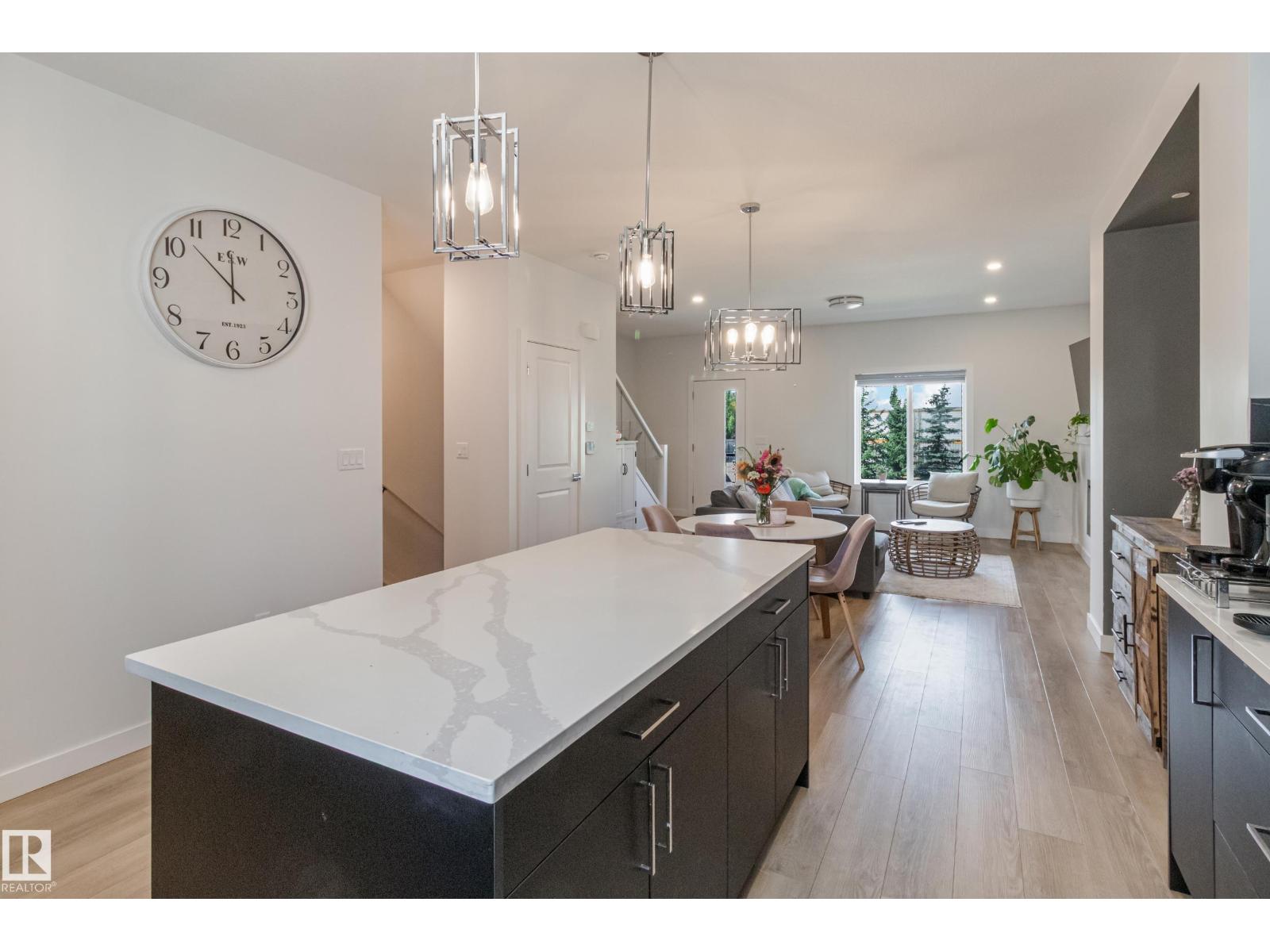 Photo 43 of 42 10 Salisbury Wy, Sherwood Park AB