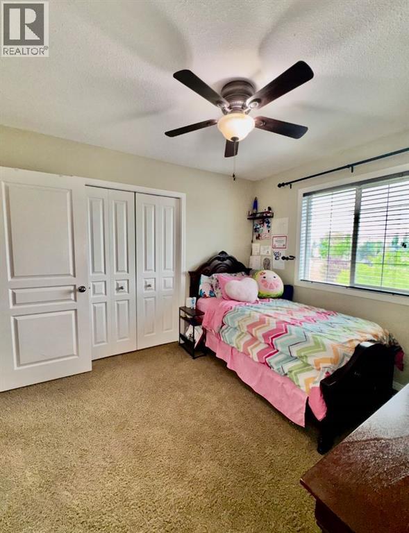 Photo 16 of 160 Rainbow Falls Grove, Chestermere AB