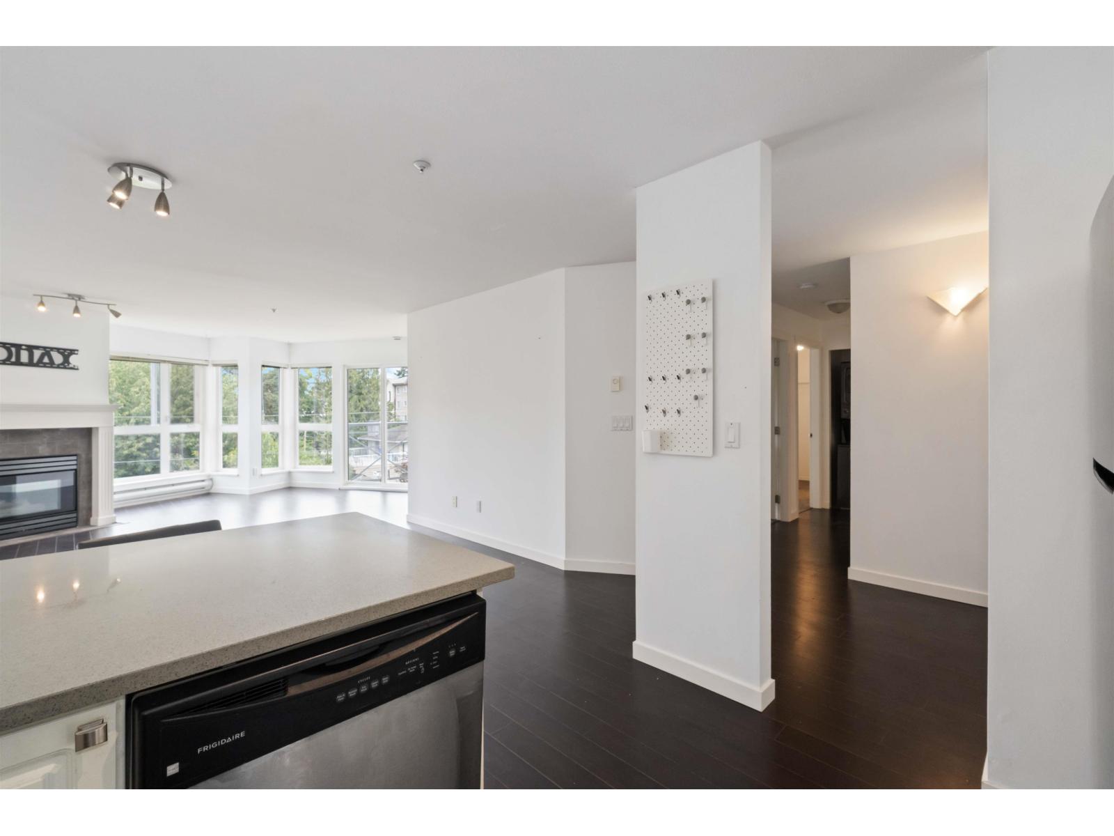Photo 19 of 307 20245 53 Avenue, Langley BC