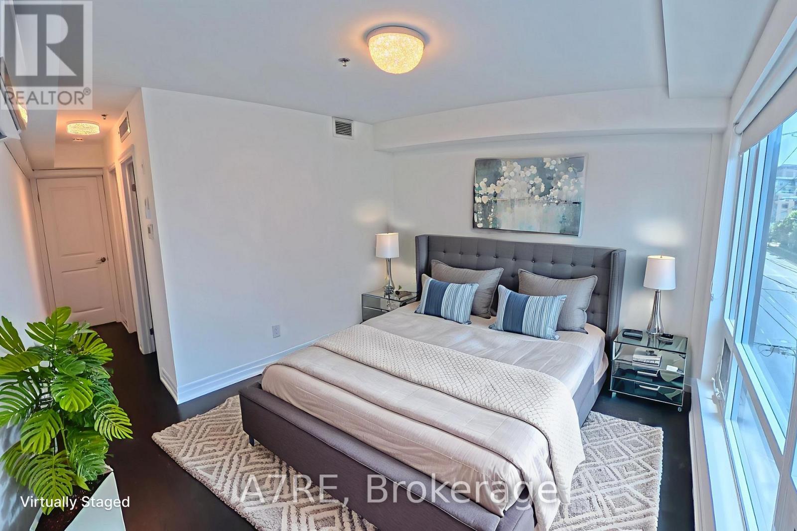 Photo 10 of 203 724 Sheppard Avenue W, Toronto ON