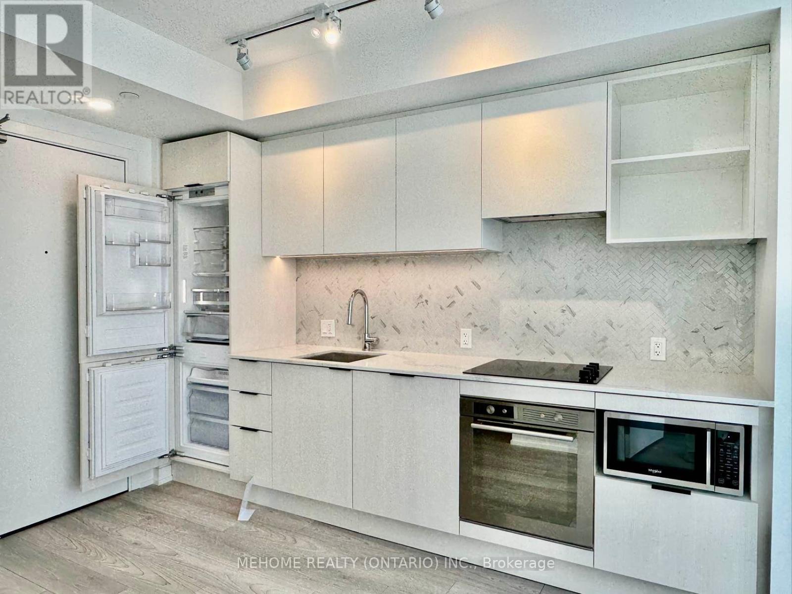 Photo 11 of 1905 82 Dalhousie Street, Toronto ON