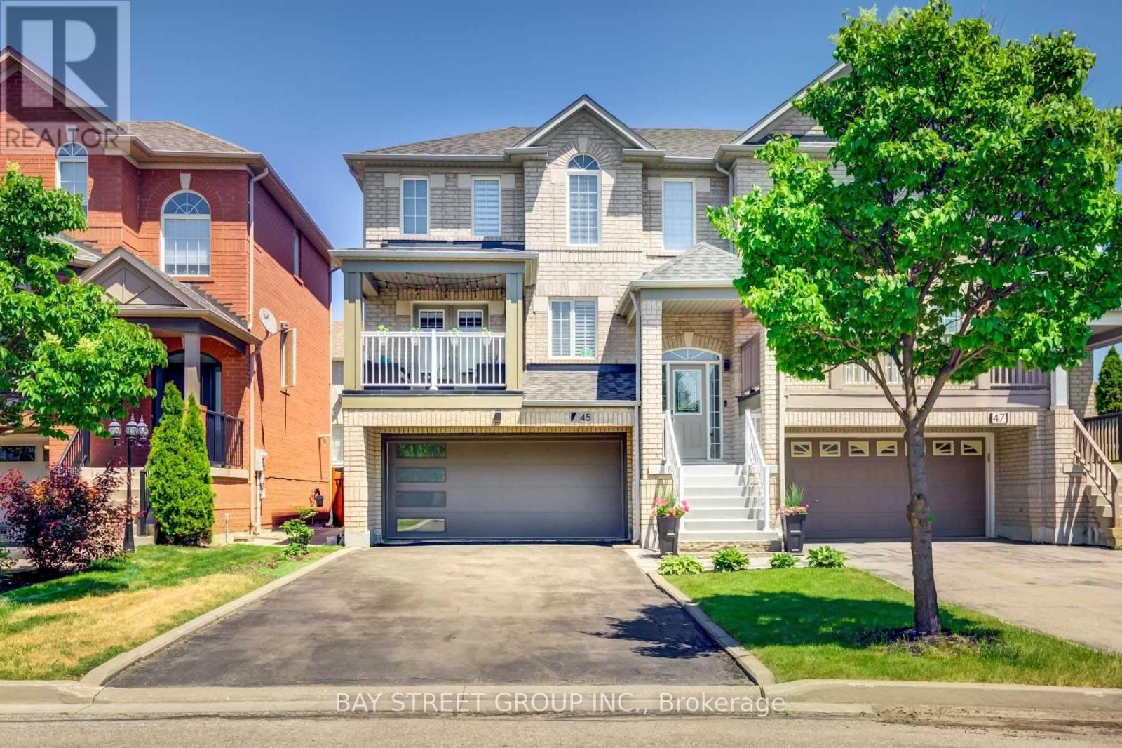 Photo 1 of 45 Mainland Crescent, Vaughan ON