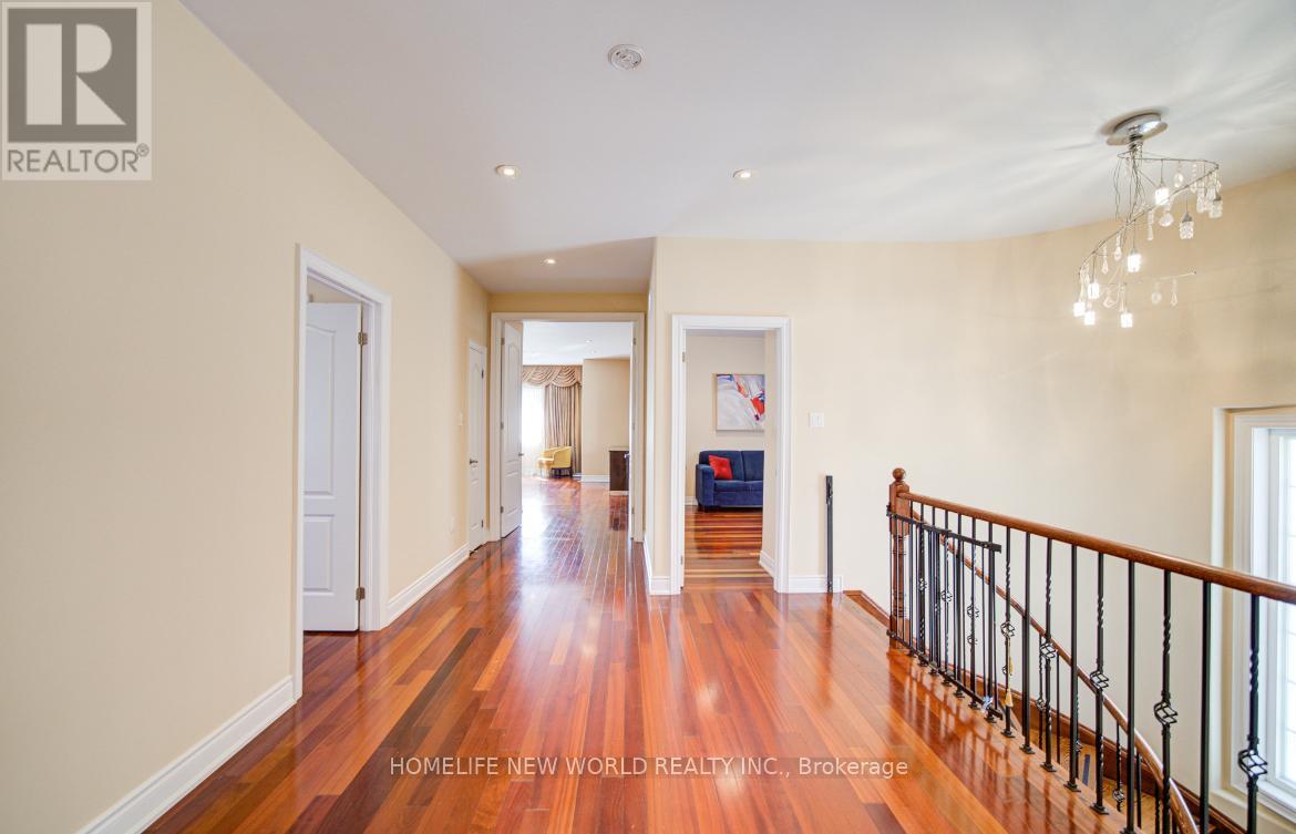 Photo 27 of 131 Ner Israel Drive, Vaughan ON