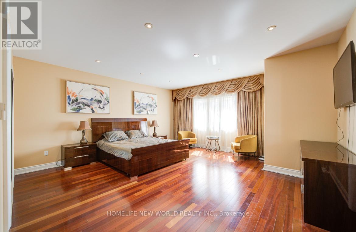 Photo 28 of 131 Ner Israel Drive, Vaughan ON