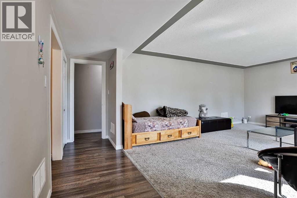 Single Family House Bungalow for Sale in   Street S Victoria Park Lethbridge 