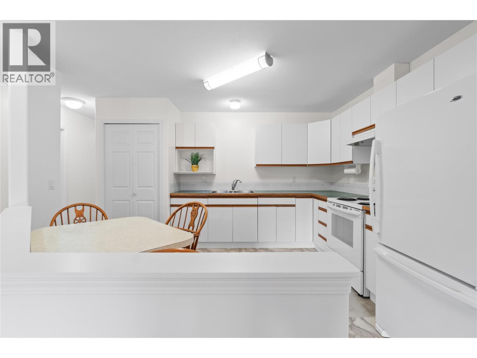Photo 8 of 219 Temple Street Unit 42, Sicamous BC