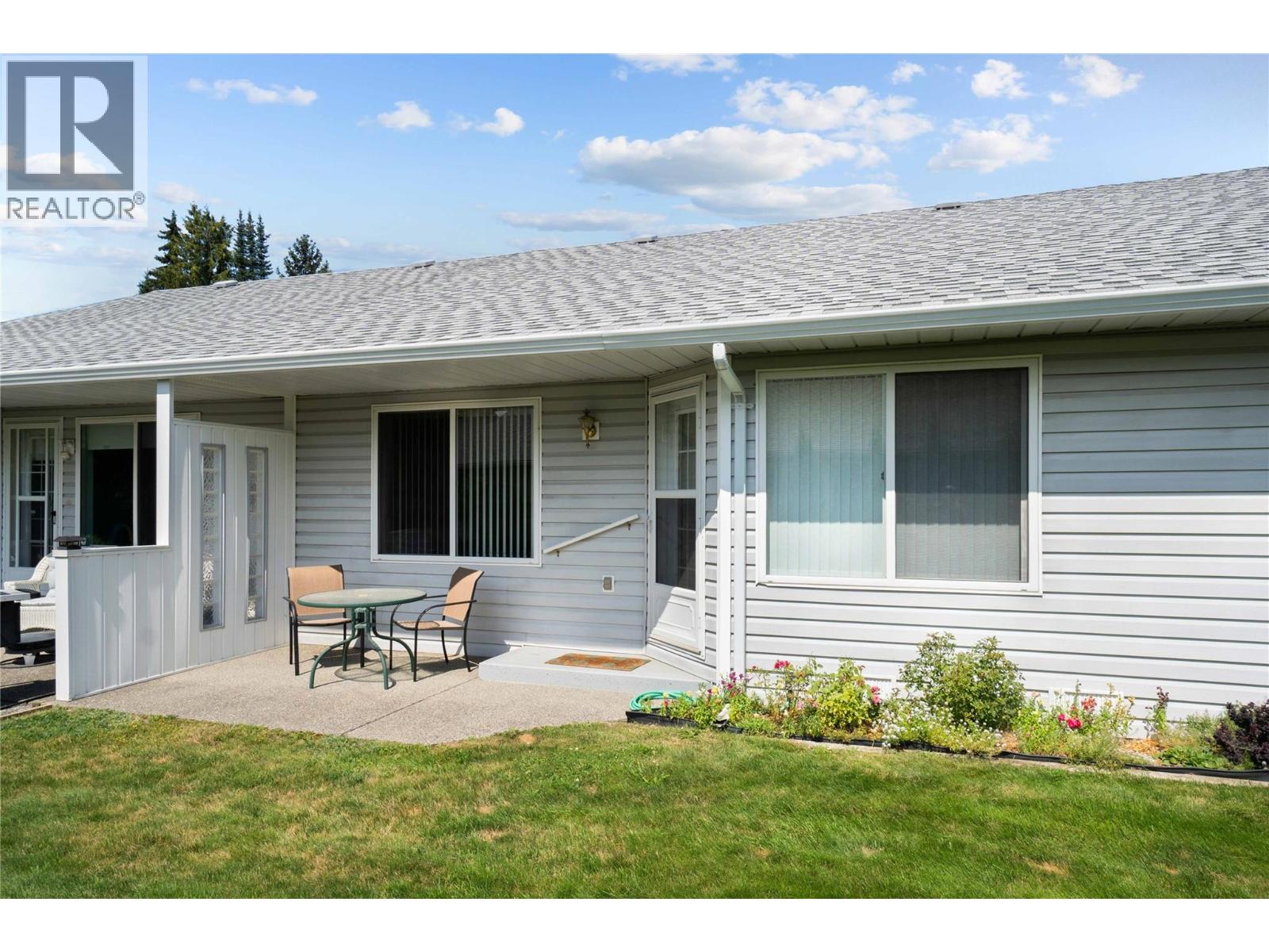 Photo 33 of 219 Temple Street Unit 42, Sicamous BC