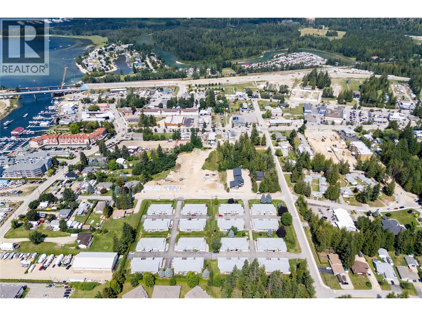 Photo 44 of 219 Temple Street Unit 42, Sicamous BC