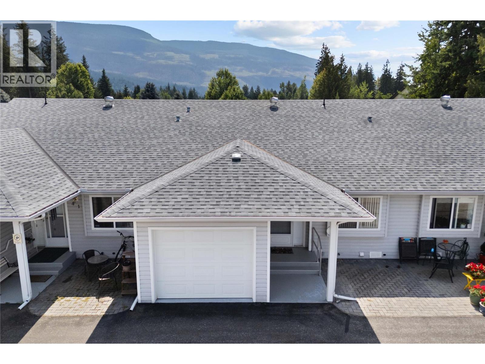 Photo 41 of 219 Temple Street Unit 42, Sicamous BC
