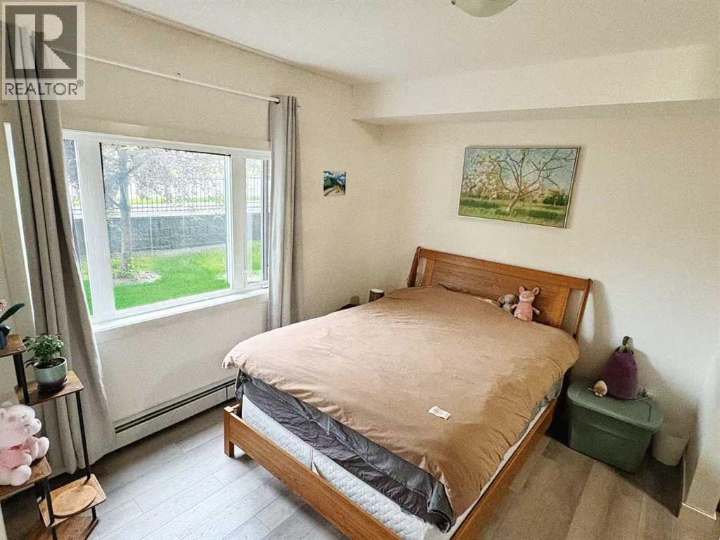Single Family House for Sale in   Millrise Drive SW Millrise Calgary 